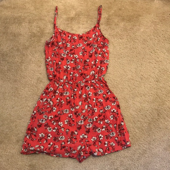 H&M Pants - H&M Divided Size 2 Floral Romper